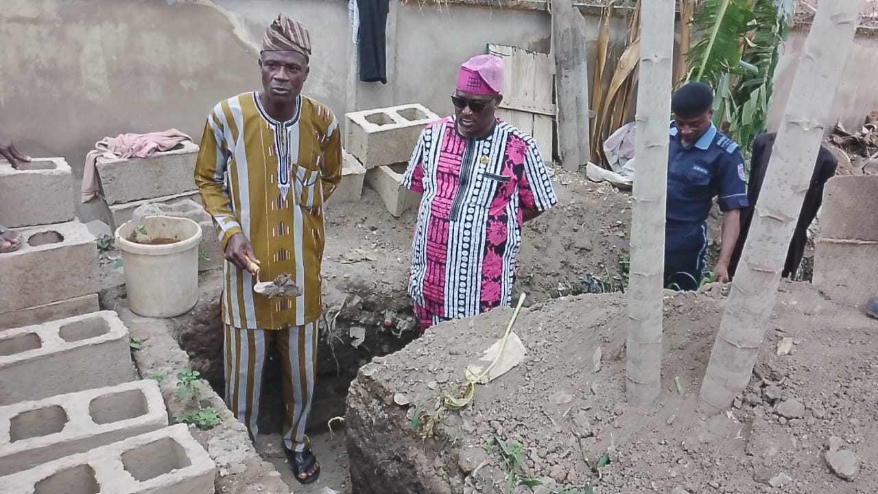 MEDICAL AND HEALTH WORKERS UNION OF NIGERIA (MHWUN), UNIOSUN TEACHING HOSPITAL, OSOGBO BRANCH LAYS FOUNDATION OF A NEW OFFICE